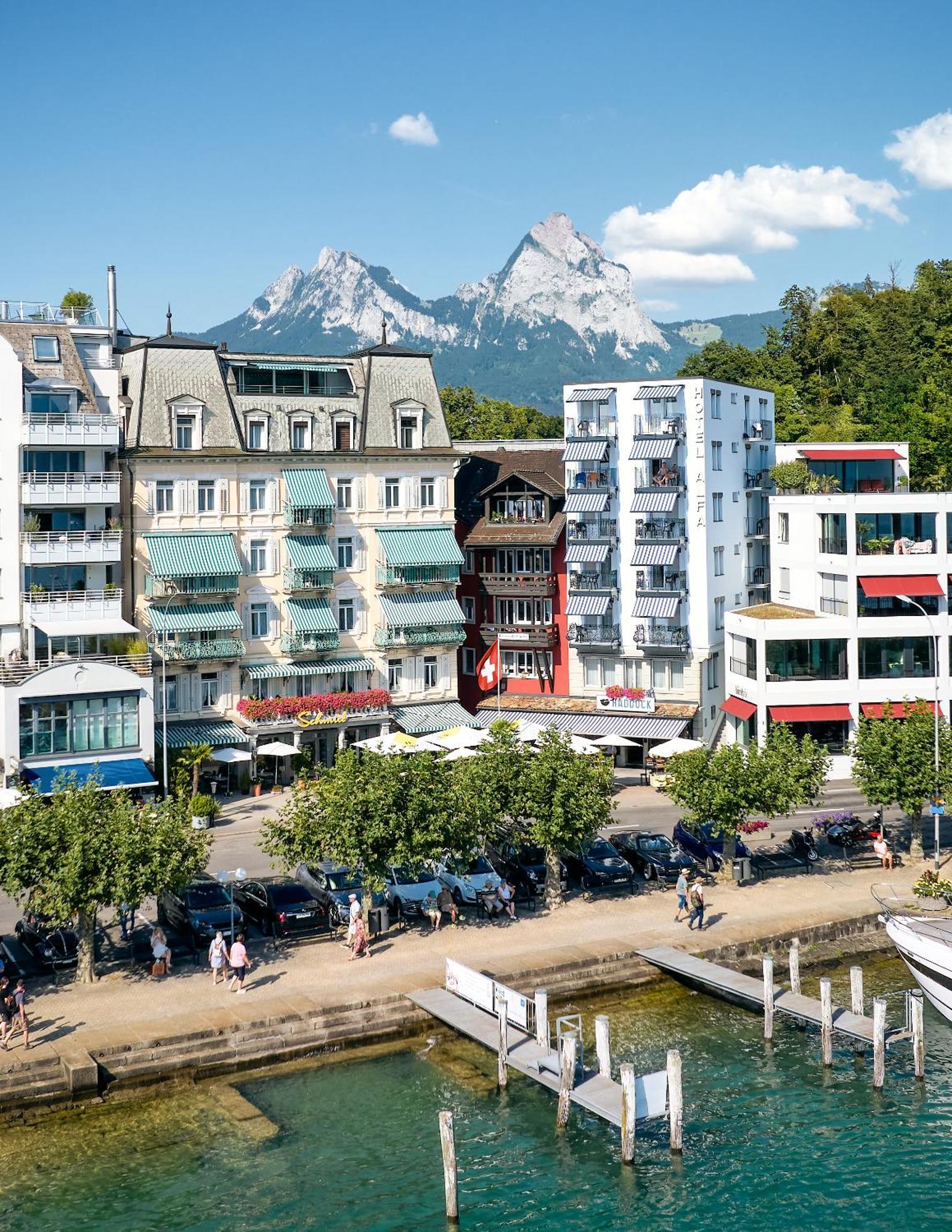 Hotel Schmid & Alfa Brunnen Exteriör bild